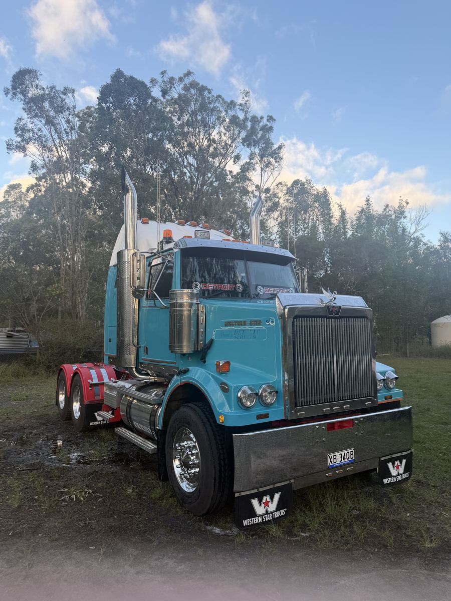 Detailed classic teal Western Star prime mover